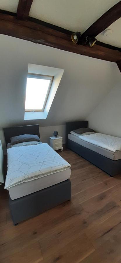 Fewo Rohleder De Mit 130M2 Und Garten Fuer 6Pers Mit 2 Bad 科特布斯 外观 照片